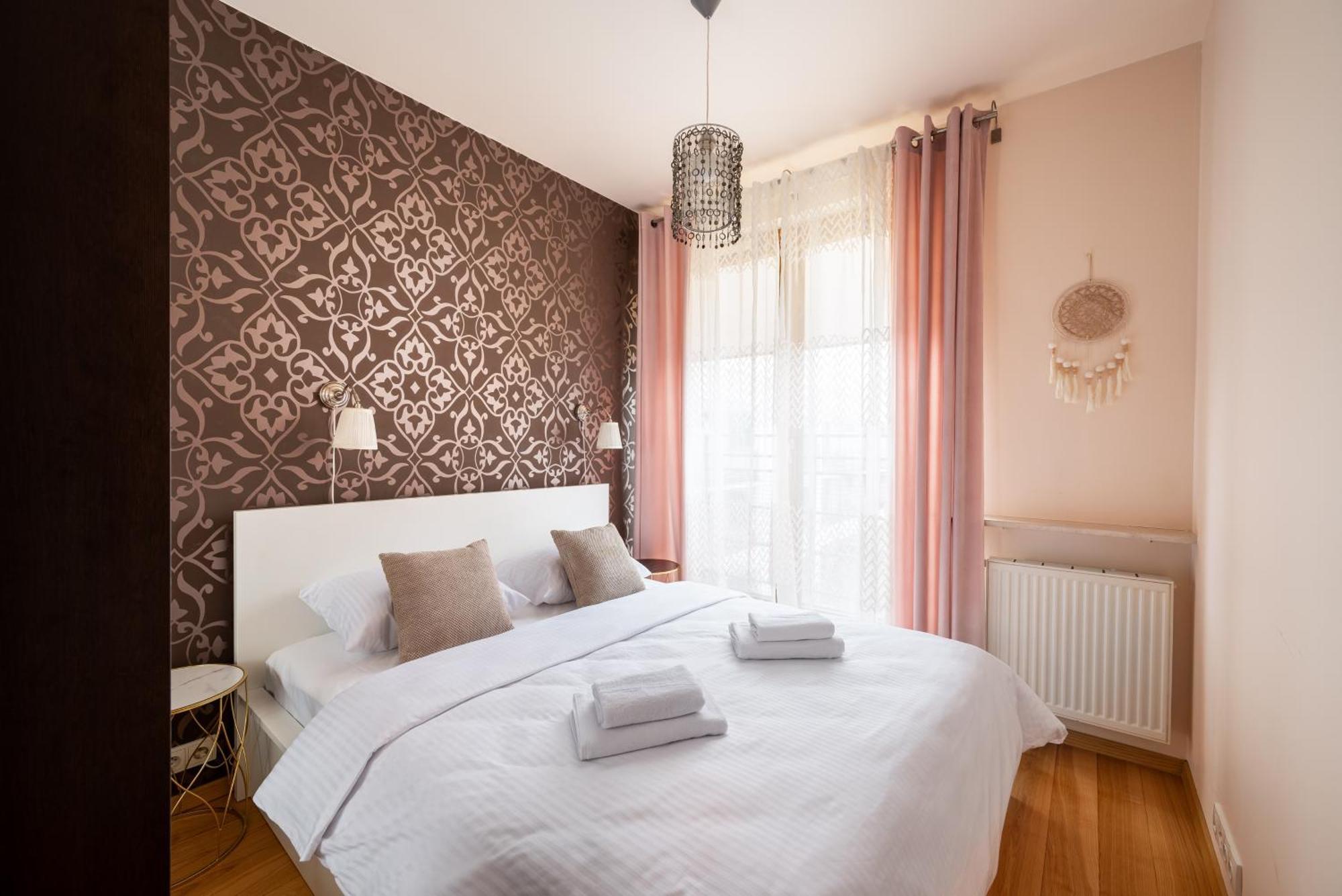 Obrzezna Beige Leilighet Warszawa