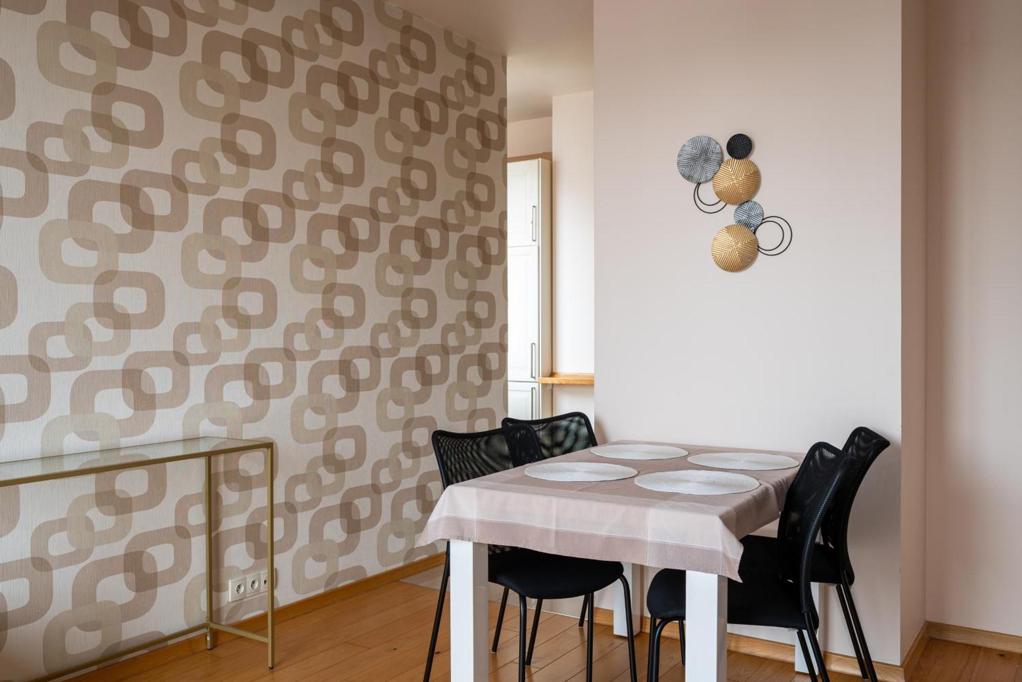 Obrzezna Beige Warszawa